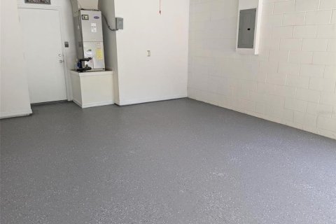 House in Apopka, Florida 3 bedrooms, 129.51 sq.m. № 1795497 - photo 5