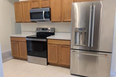 House in Apopka, Florida 3 bedrooms, 129.51 sq.m. № 1795497 - photo 6