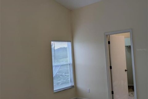 House in Apopka, Florida 3 bedrooms, 129.51 sq.m. № 1795497 - photo 22