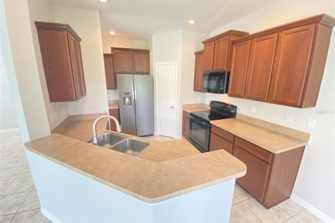 House in Orlando, Florida 3 bedrooms, 157.84 sq.m. № 1905961 - photo 4