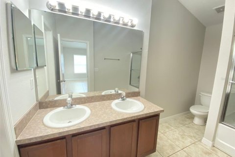 House in Orlando, Florida 3 bedrooms, 157.84 sq.m. № 1905961 - photo 15