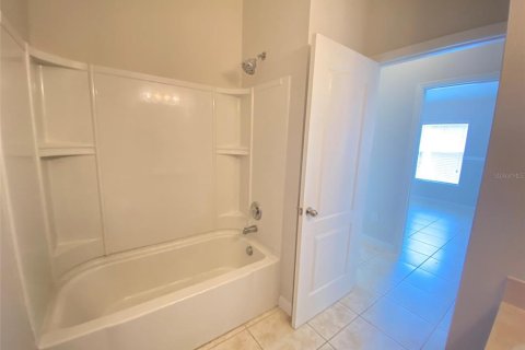 House in Orlando, Florida 3 bedrooms, 157.84 sq.m. № 1905961 - photo 23