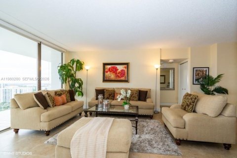 Condominio en Aventura, Florida, 1 dormitorio № 2046484
