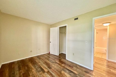 Condominio en alquiler en Tampa, Florida, 2 dormitorios, 84.73 m2 № 1915136 - foto 11