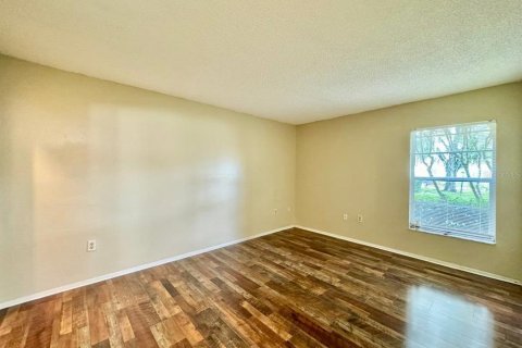 Condominio en alquiler en Tampa, Florida, 2 dormitorios, 84.73 m2 № 1915136 - foto 14