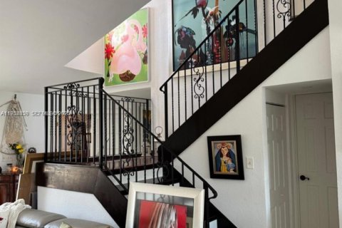 Casa en alquiler en Plantation, Florida, 3 dormitorios, 203.08 m2 № 1992775 - foto 9