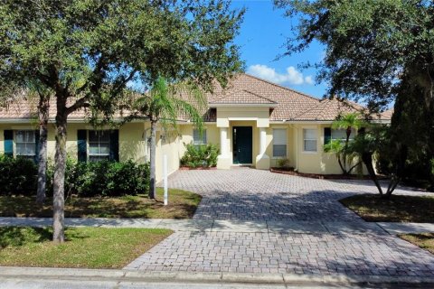 Villa ou maison à Kissimmee, Floride 4 chambres, 253.07 m2 № 2434475