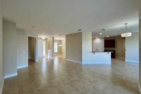 Villa ou maison à louer à Kissimmee, Floride: 4 chambres, 253.07 m2 № 2434475 - photo 21