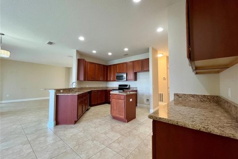 Villa ou maison à louer à Kissimmee, Floride: 4 chambres, 253.07 m2 № 2434475 - photo 15