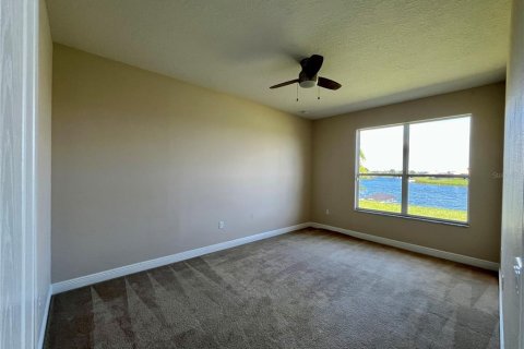 Villa ou maison à louer à Kissimmee, Floride: 4 chambres, 253.07 m2 № 2434475 - photo 28