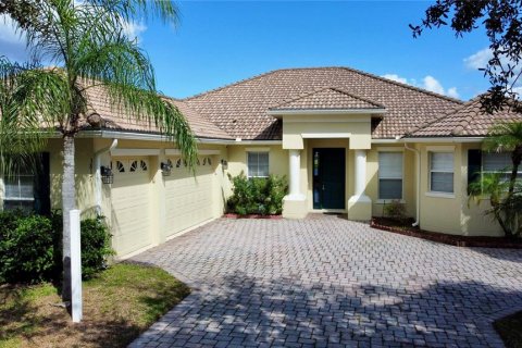 Villa ou maison à louer à Kissimmee, Floride: 4 chambres, 253.07 m2 № 2434475 - photo 3