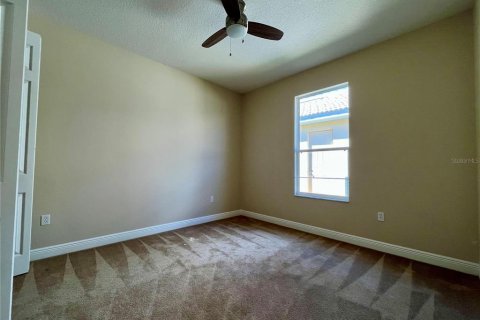 Villa ou maison à louer à Kissimmee, Floride: 4 chambres, 253.07 m2 № 2434475 - photo 27