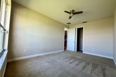 Villa ou maison à louer à Kissimmee, Floride: 4 chambres, 253.07 m2 № 2434475 - photo 29