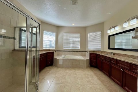 Villa ou maison à louer à Kissimmee, Floride: 4 chambres, 253.07 m2 № 2434475 - photo 18