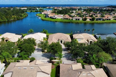 Villa ou maison à louer à Kissimmee, Floride: 4 chambres, 253.07 m2 № 2434475 - photo 10