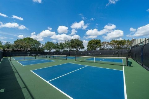 Condominio en venta en West Palm Beach, Florida, 1 dormitorio, 63.55 m2 № 2035672 - foto 11