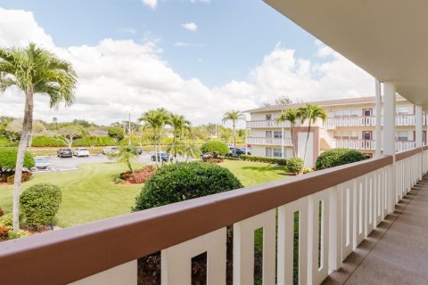 Condo in Boca Raton, Florida, 1 bedroom № 2188354 - photo 11
