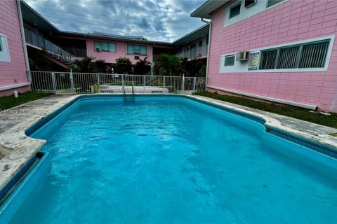 Снять в аренду кондоминиум в Норт-Бей-Виллидж, Флорида 1 спальня, 68.84м2, № 1936631 - фото 8