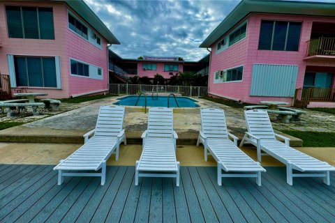 Снять в аренду кондоминиум в Норт-Бей-Виллидж, Флорида 1 спальня, 68.84м2, № 1936631 - фото 10