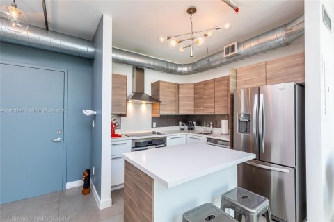 Copropriété à louer à Miami, Floride: 3 chambres, 116.59 m2 № 1957012 - photo 4