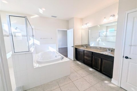 Снять в аренду виллу или дом в Тампа, Флорида 5 спален, 278.43м2, № 1917483 - фото 30