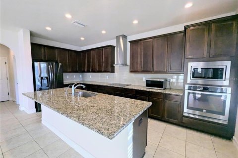 Снять в аренду виллу или дом в Тампа, Флорида 5 спален, 278.43м2, № 1917483 - фото 13