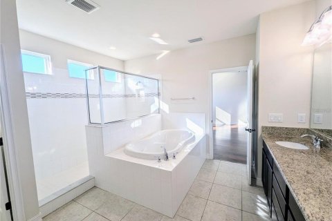Снять в аренду виллу или дом в Тампа, Флорида 5 спален, 278.43м2, № 1917483 - фото 27