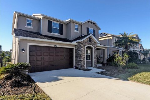 Снять в аренду виллу или дом в Тампа, Флорида 5 спален, 278.43м2, № 1917483 - фото 2