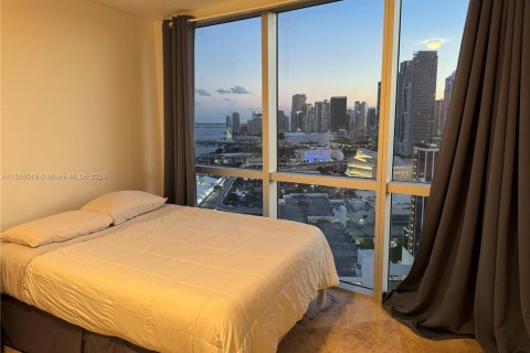Condo in Miami, Florida, 2 bedrooms  № 1700172 - photo 5
