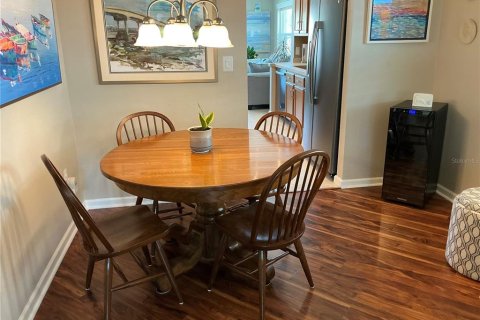 Condominio en venta en Saint Petersburg, Florida, 2 dormitorios, 110.09 m2 № 1631012 - foto 10
