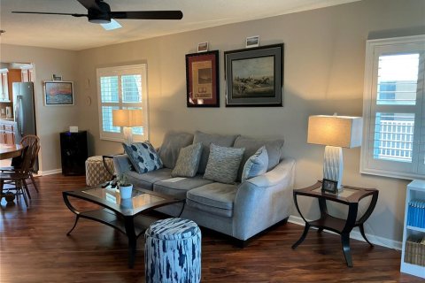 Condominio en venta en Saint Petersburg, Florida, 2 dormitorios, 110.09 m2 № 1631012 - foto 5