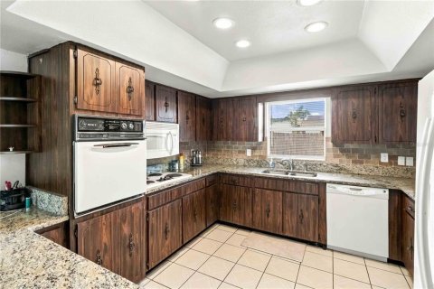 Casa en venta en Seffner, Florida, 3 dormitorios, 183.95 m2 № 2386072 - foto 10