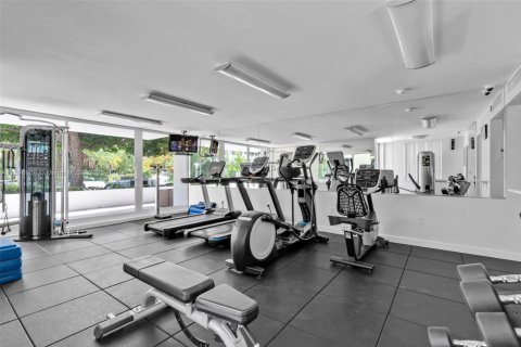 Condo in Key Biscayne, Florida, 1 bedroom  № 2059729 - photo 24