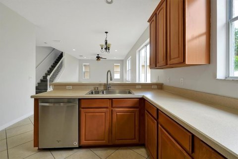 House in Orlando, Florida 5 bedrooms, 262.36 sq.m. № 1822899 - photo 12