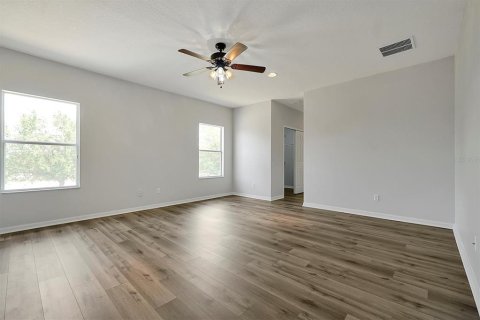 House in Orlando, Florida 5 bedrooms, 262.36 sq.m. № 1822899 - photo 15