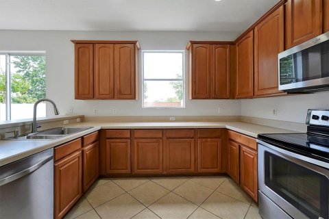 House in Orlando, Florida 5 bedrooms, 262.36 sq.m. № 1822899 - photo 10
