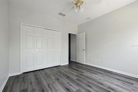 House in Orlando, Florida 5 bedrooms, 262.36 sq.m. № 1822899 - photo 27