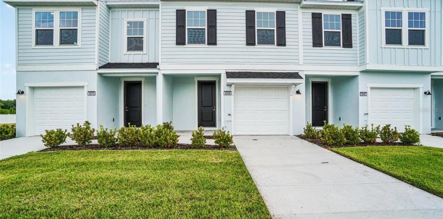 Touwnhouse à Zephyrhills, Floride 3 chambres, 152.17 m2 № 2198317