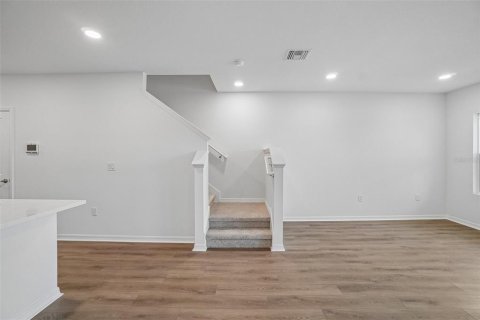 Touwnhouse à vendre à Zephyrhills, Floride: 3 chambres, 152.17 m2 № 2198317 - photo 14