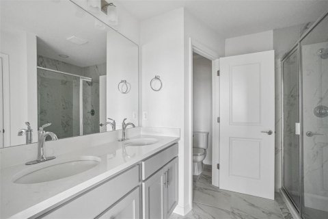 Touwnhouse à vendre à Zephyrhills, Floride: 3 chambres, 152.17 m2 № 2198317 - photo 20