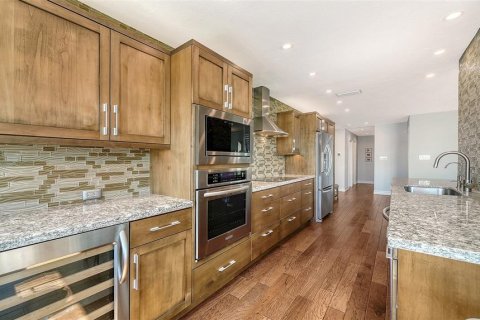 Condo in Sarasota, Florida, 2 bedrooms № 2152099 - photo 15