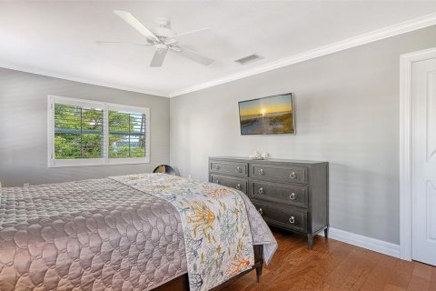 Condo in Sarasota, Florida, 2 bedrooms № 2152099 - photo 20