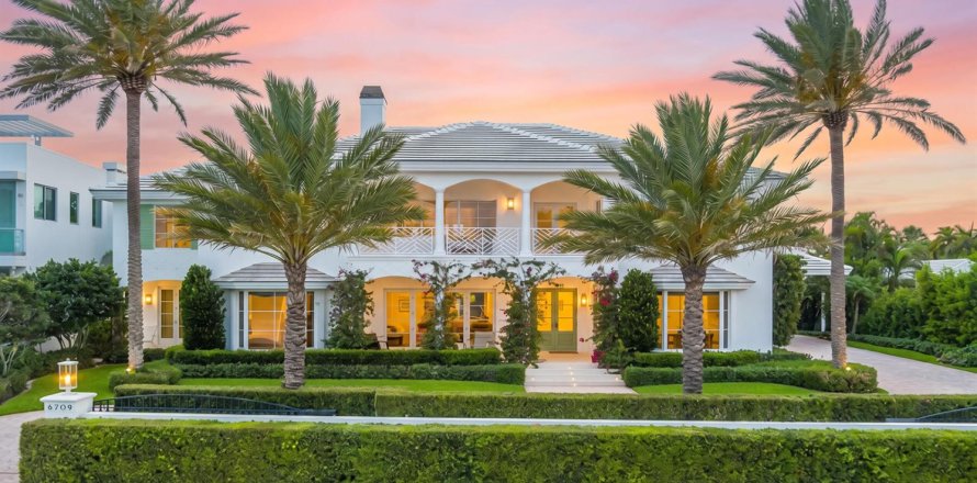 Дом в Уэст-Палм-Бич, Флорида 7 комнат, 623м2 № 2250194