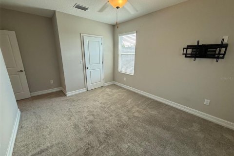 Casa en venta en Land O' Lakes, Florida, 4 dormitorios, 275.36 m2 № 1908942 - foto 23