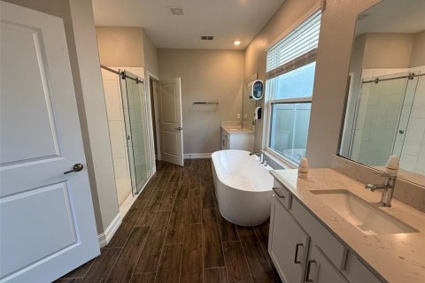 Casa en venta en Land O' Lakes, Florida, 4 dormitorios, 275.36 m2 № 1908942 - foto 13