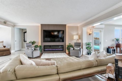 Condominio en venta en Clearwater, Florida, 2 dormitorios, 181.35 m2 № 2113236 - foto 11