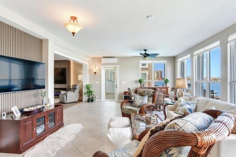 Condominio en venta en Clearwater, Florida, 2 dormitorios, 181.35 m2 № 2113236 - foto 22
