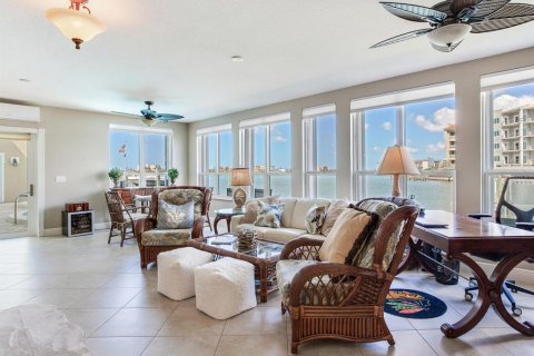 Condominio en venta en Clearwater, Florida, 2 dormitorios, 181.35 m2 № 2113236 - foto 14