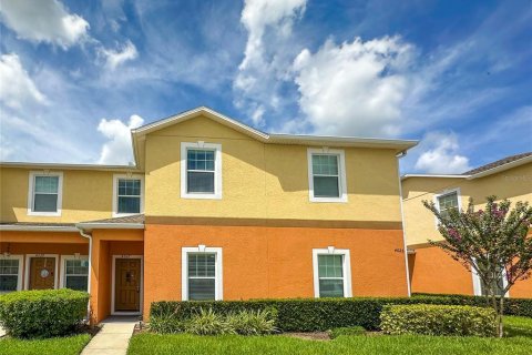 Adosado en alquiler en Lakeland, Florida, 3 dormitorios, 159.14 m2 № 1910246 - foto 1