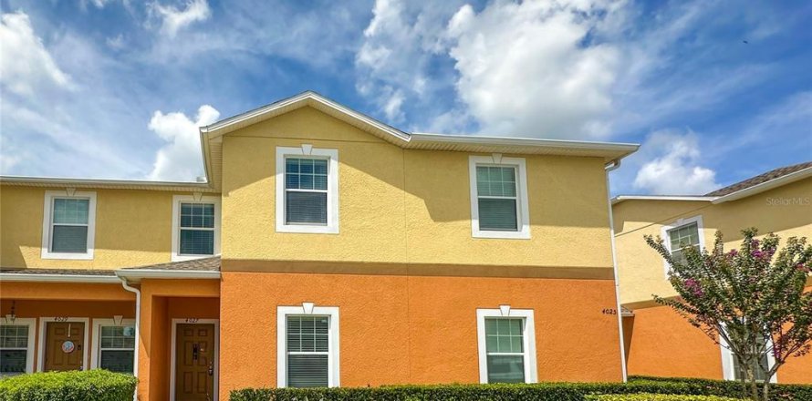 Adosado en Lakeland, Florida 3 dormitorios, 159.14 m2 № 1910246
